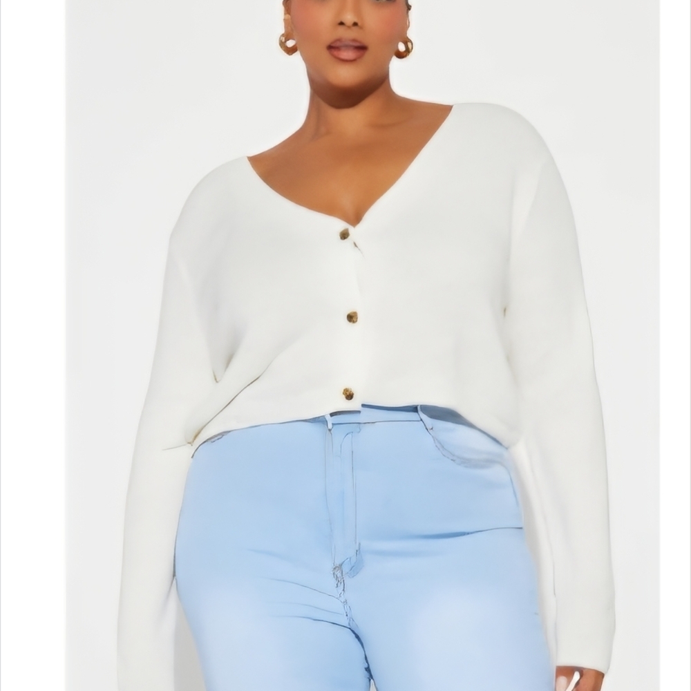 Fashion Nova Cream V-Neck Button-Front Sweater